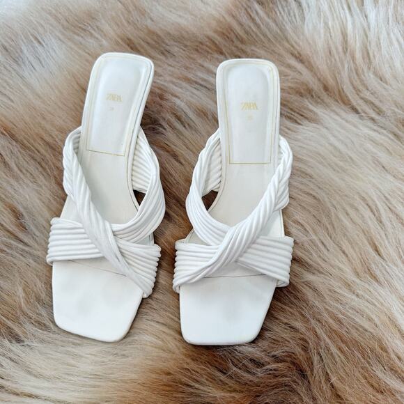 ZARA White Pleated Crossover Strap Heeled Mules Sandals Size 8.5 - Picture 3 of 8